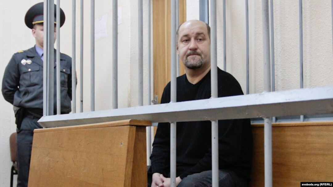 Dzmitry Bandarenka on trial in Minsk in April 2011