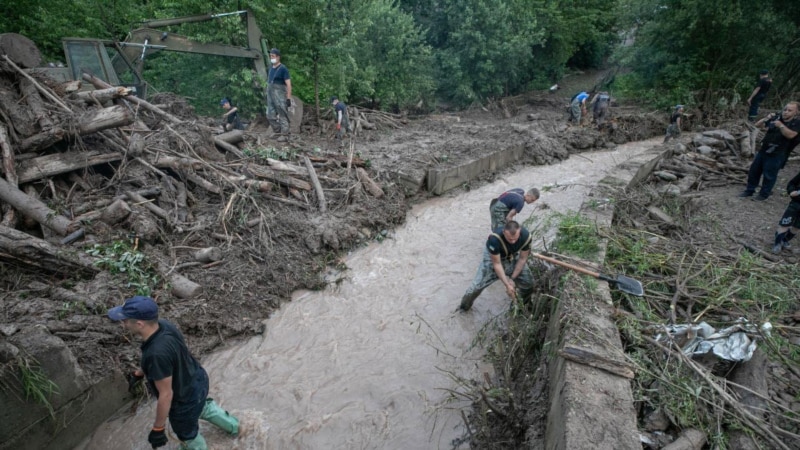 Три жртви на поплавите на грчкиот остров Евија