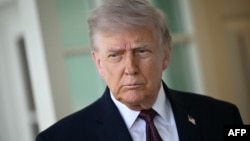 Раніше Трамп написав у повідомленні на своїй платформі Truth Social, що «США отримають весь ядерний «пил» Ірану, маючи на увазі ядерний матеріал, який опинився під завалами після ударів США минулого року