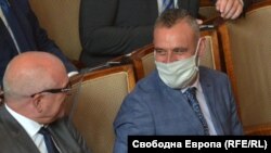 Калин Вельов по време на заседание на 44-то Народно събрание. Снимката е архивна