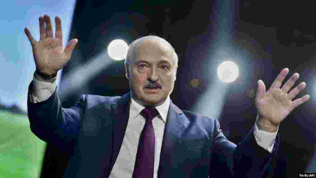 БЕЛОРУСИЈА - Советот за човекови права на ОН се согласи да организира итна дебата за влошената ситуација во Белорусија, по протести за спорниот реизбор на Александар Лукашенко за претседател во минатиот месец. На учесниците на дебатата ќе им се обрати и опозициската лидерка Свјатлана Циханускаја.