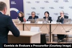 Patru dintre cei nouă membri ai Comisiei de evaluare a procurorilor, formată din cinci experți străini și patru moldoveni.