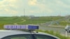 Policia e Kosovës gjatë monitorimit të trafikut rrugor.