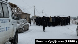 Жители жилмассива Анар-Бак протестуют против сноса зданий. Бишкек, 23 января 2026 года