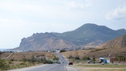 Краєвид Коктебеля і гори Кара-Даг, архівне фото