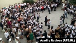 Azərbaycanda orta məktəb (arxiv fotosu)