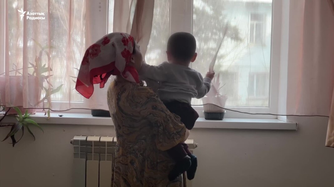 Аяқ туралы порно видеолар Жетілген орыс хатшыларының порно