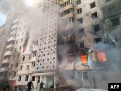 U ruskom napadu na ukrajinski Ternopil tijekom noći ubijeno je najmanje 19 ljudi, a deseci su ranjeni, u jednom od najsmrtonosnijih napada na zapadni ukrajinski grad u ratu.