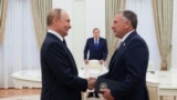 Президент России Владимир Путин и спецпосланник президента США Стив Уиткофф на встрече в Москве, 6 августа 2025 года