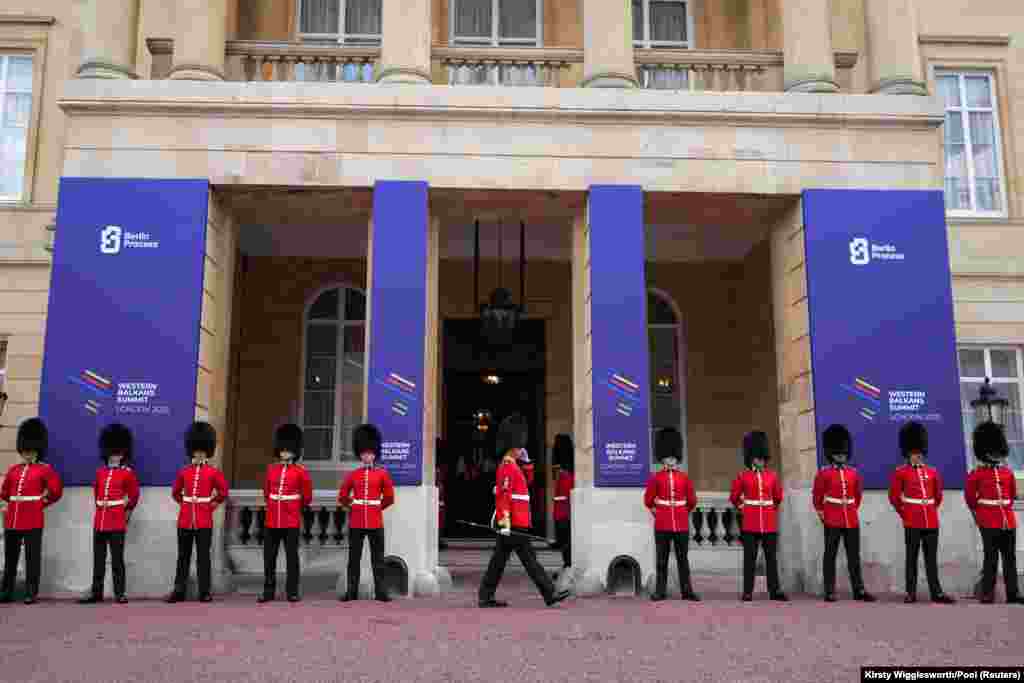 Na skupu u Londonu su se okupili lideri iz Srbije, Crne Gore, Bosne i Hercegovine, Kosova, Sjeverne Makedonije i Albanije, kao i predstavnike Njemačke, Francuske i drugih članica EU.