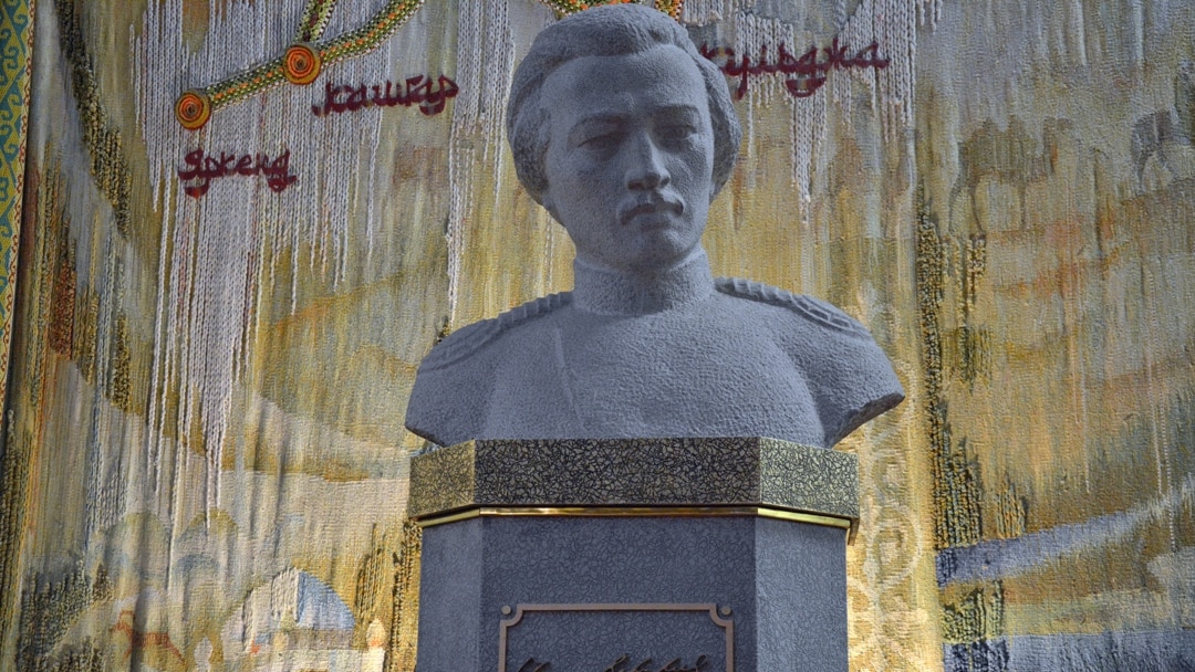 Үлкен пенистің жақыннан түсірілген суреті