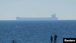 A Star Helena szállítóhajó Odessza kikötőjénél 2022. augusztus 7-én
