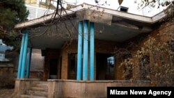 رسانه‌های ایران پیش از این خبر داده بودند که خانه نیما یوشیج مخروبه شده است.