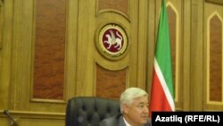 Татарстан парламенты рәисе Фәрит Мөхәммәтшин