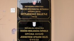 Dvojezičnost u Hrvatskoj: Samo da je posla, bilo na ćirilici ili latinici 