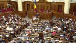 Очільники міністерств проігнорували парламентські слухання щодо проблем переселенців (відео)