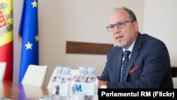 Interviu cu ambasadorul Daniel Ioniță