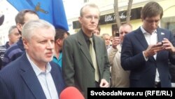 Сергей Миронов и Олег Шеин на пресс-конференции в Астрахани, 12 апреля 2012