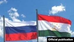 بیرق تاجیکستان و روسیه