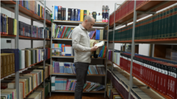 Absolvent de liceu, la 42 de ani. A făcut naveta Cahul-Chișinău timp de 4 ani