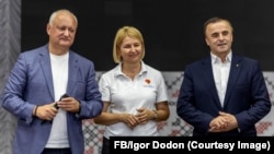 Liderii blocului Patriotic, Irina Vlah, Vasile Tarlev și Igor Dodon, la o întâlnire în Ștefan Vodă, în prag de campanie electorală.