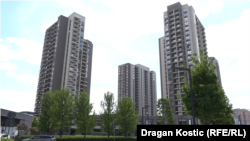 Soliteri u naselju Beograd na vodi, gde se nalazi stan u vlasništvu firme "Rad 028" Radula Stevića, april 2026.