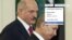Аляксандар Лукашэнка і Ўладзімір Пуцін — першы называў другога «родным братам», другі казаў, што «быць можа, гэта любоў»