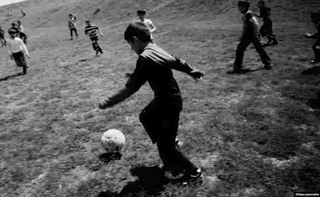 280 ლელი ბლაგონრავოვა: უსათაურო