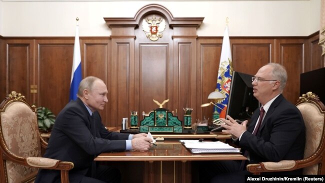 Президент РФ Володимир Путін та генеральний директор Російського фонду прямих інвестицій Кирило Дмитрієв