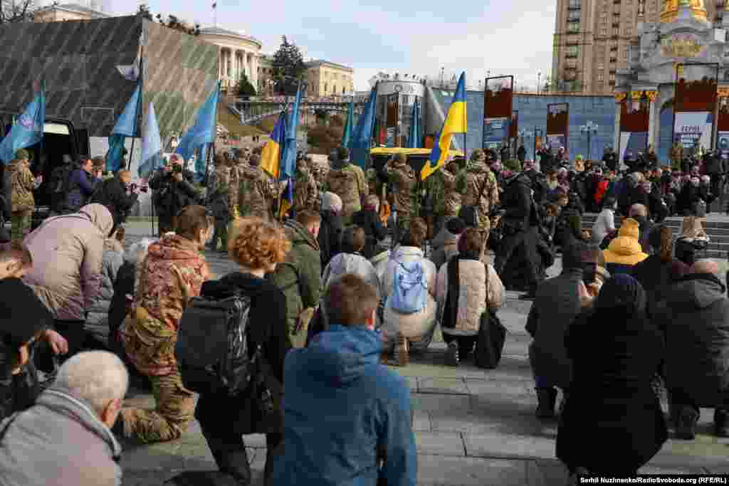 Поховали Василя Ратушного на Байковому кладовищі