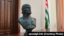 ტლაბგან ქეცბას ბიუსტის პროექტი 