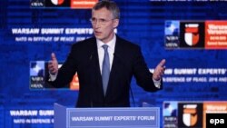 Poland -- NATO Secretary-General Jens Stoltenberg delivers a speech at the Warsaw Experts Summit Forum in Warsaw, July 8, 2016