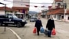 U Severnoj Mitrovici zatvorene radnje, u Zvečanu zabrana kretanja. 4. april 2020.