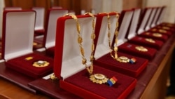 Cea mai importantă distincție de stat în R. Moldova este „Ordinul Republicii” - în imagine