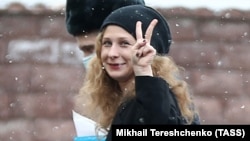 Maria Alyokhina arrives at a court hearing in Moscow in March 2021.