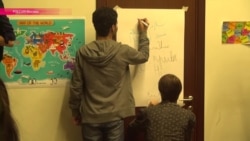 Почему власти Москвы выгнали единственную школу для беженцев (видео)