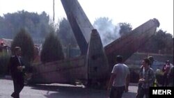 Місце катастрофи літака «Іран-140» побіля Тегерана, 10 серпня 2014