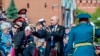 Військові паради в Москві і ОРДЛО: шоу Путіна перед голосуванням за поправки?