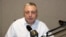 Alexei Tulbure în studioul Europei Libere de la Chișinău 
