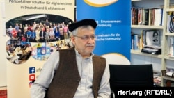 دکتر یحیی وردک نویسنده