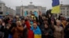 2022. november 13.: a helyiek az utcára vonultak, hogy megünnepeljék Oroszország visszavonulását Herszonból