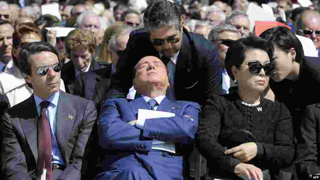 SAD - Bivši premijer Italije, Silvio Berlusconi, na svečanoj ceremoniji otvaranja predsjedničkog centra George W. Bush, Dallas, 25. april 2013. Foto: AFP / Jewel Samad  