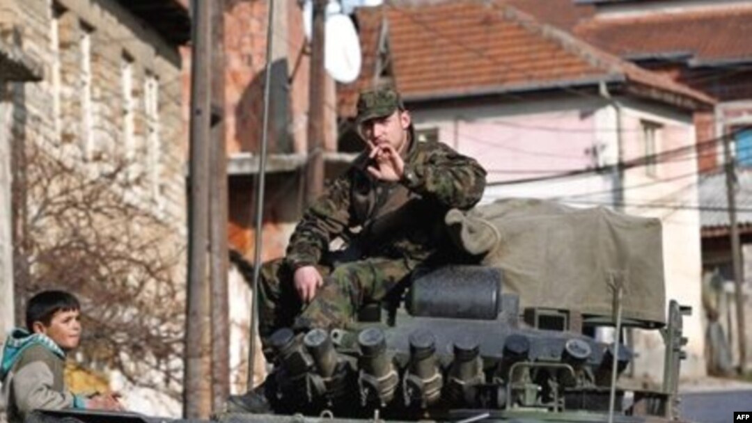 NATO vojnik u Orahovcu