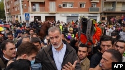 Španski kralje Felipe VI među demonstrantima u Velenciji, 3. novembar 2024,