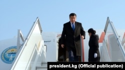 Kyrgyz President Sooronbai Jeenbekov upon his arrival in Tashkent on December 13. 