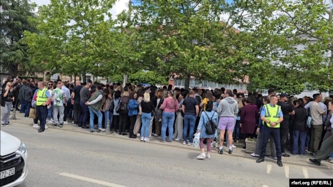 Protesta e punonjësve të Qendrës Shëndetësore të Graçanicës, 20 maj 2026.
