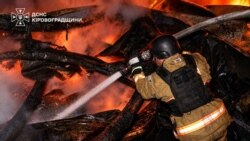 Рятувальники ліквідовують наслідки масованої атаки у Кіровоградській області, 15 жовтня 2026 року