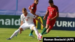 სერბი ფეხბურთელი, ალექსანდარ ჩავრიჩი