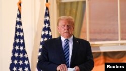 Дональд Трамп відмовляється брати участь у віртуальних дебатах