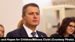 Stefan Dărăbuș, director regional pentru Europa Centrală și de Sud al Fundației Hope and Homes for Children.